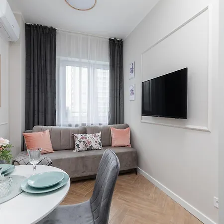 Modern Ac Batorego By Vaya Warszawa