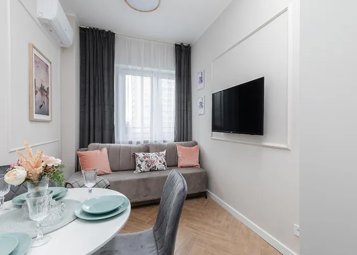 Modern Ac Batorego By Vaya Warszawa