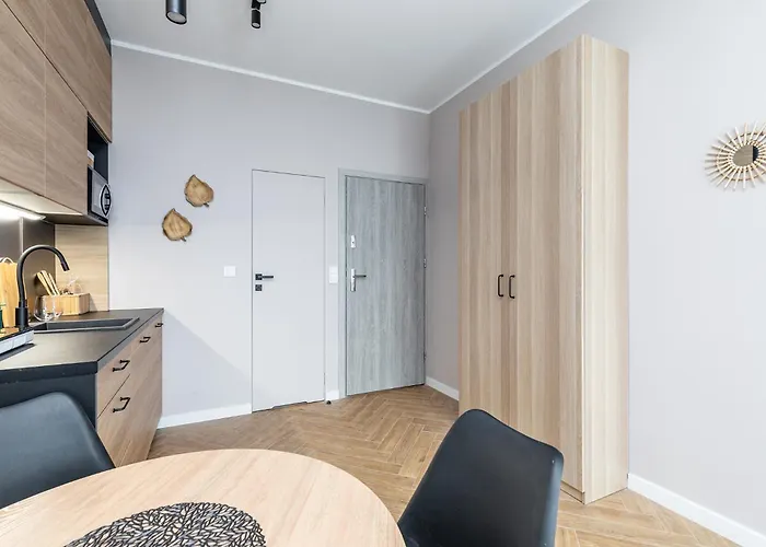 Modern Ac Batorego By Vaya * Warszawa