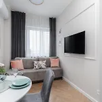 Modern Ac Batorego By Vaya Warszawa